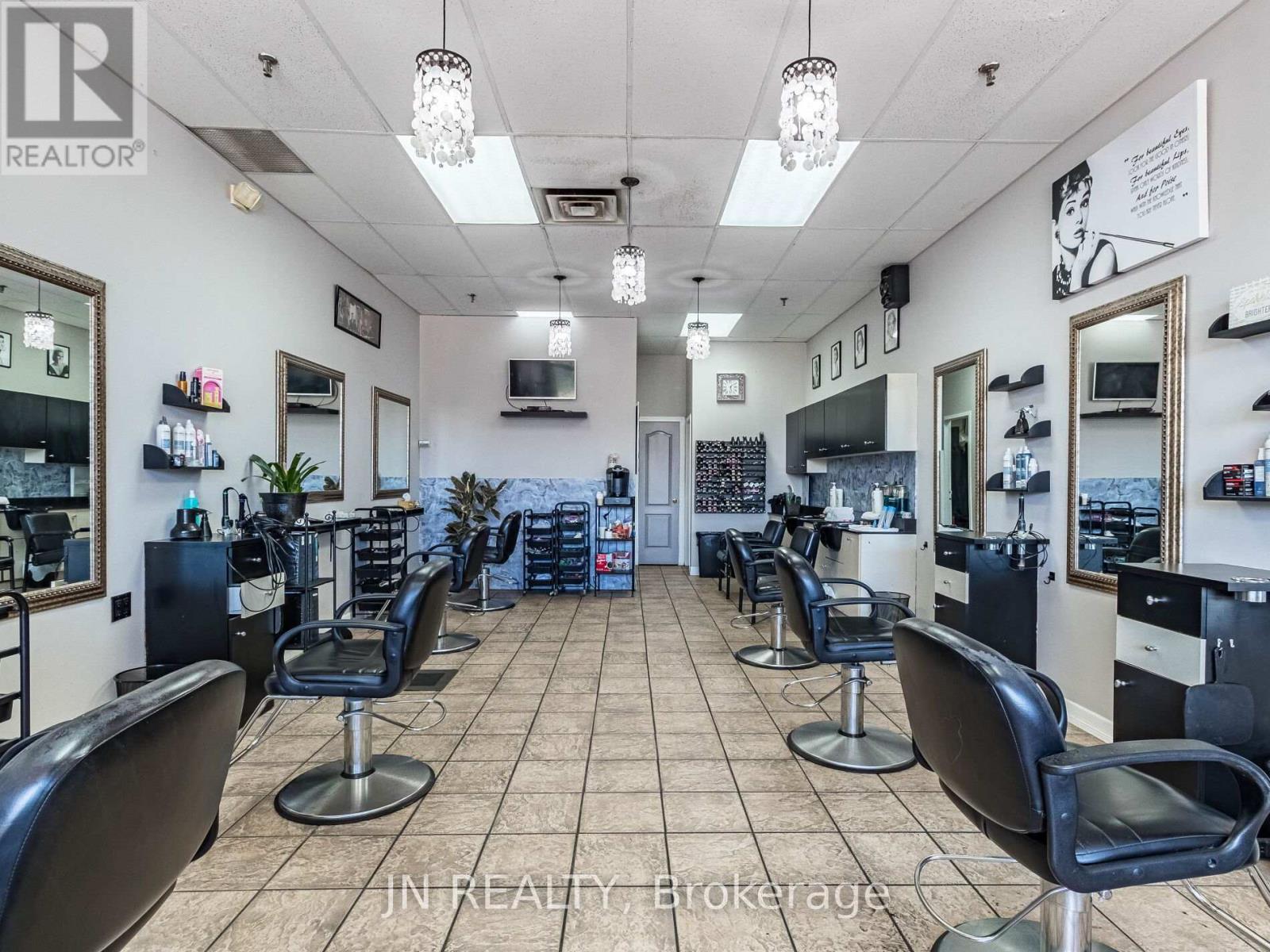 3 - 2 Philosophers Trail, Brampton, Ontario  L6S 4C9 - Photo 9 - W12329922