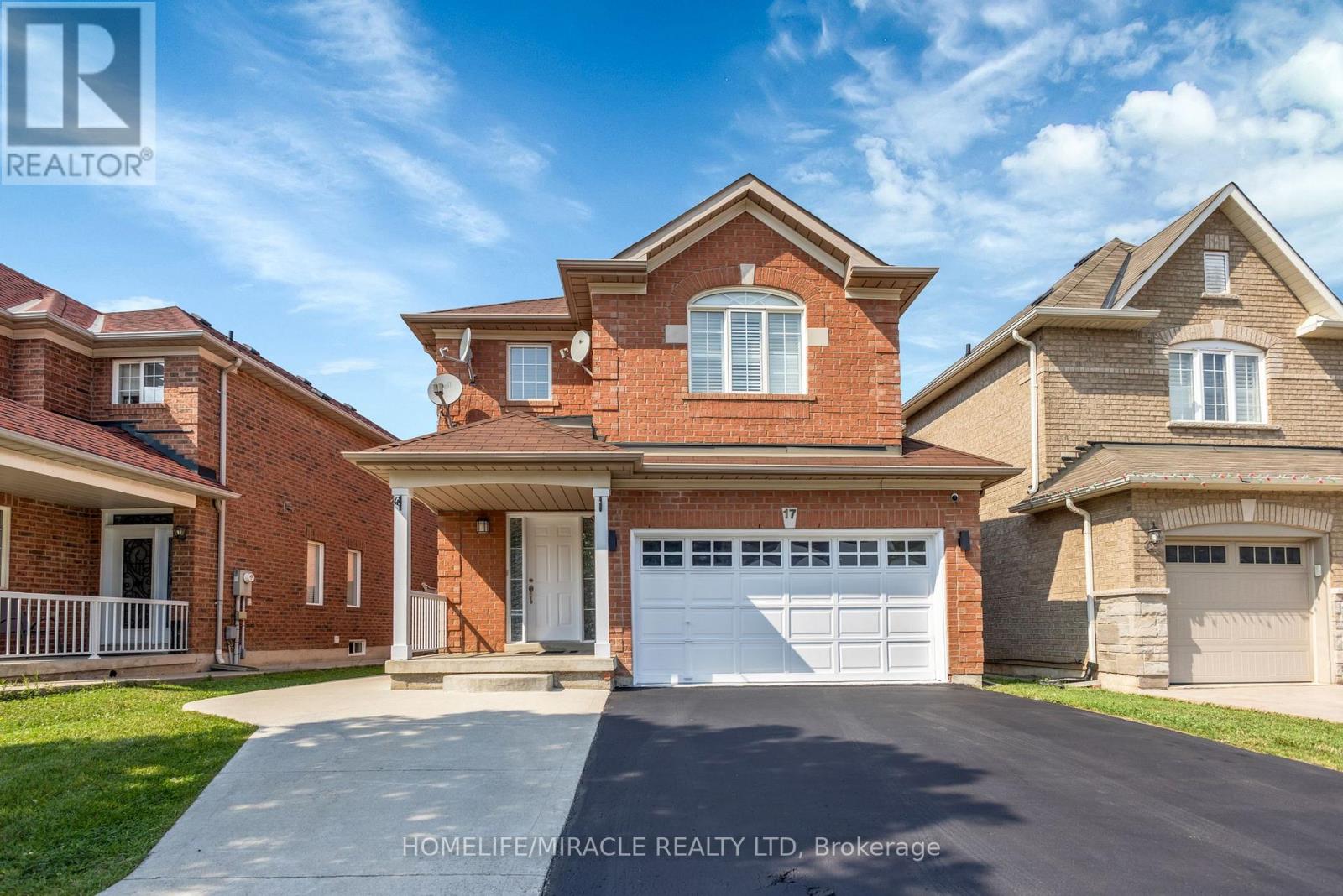 17 Binder Twine Trail, Brampton, Ontario  L6X 4R2 - Photo 4 - W12329985
