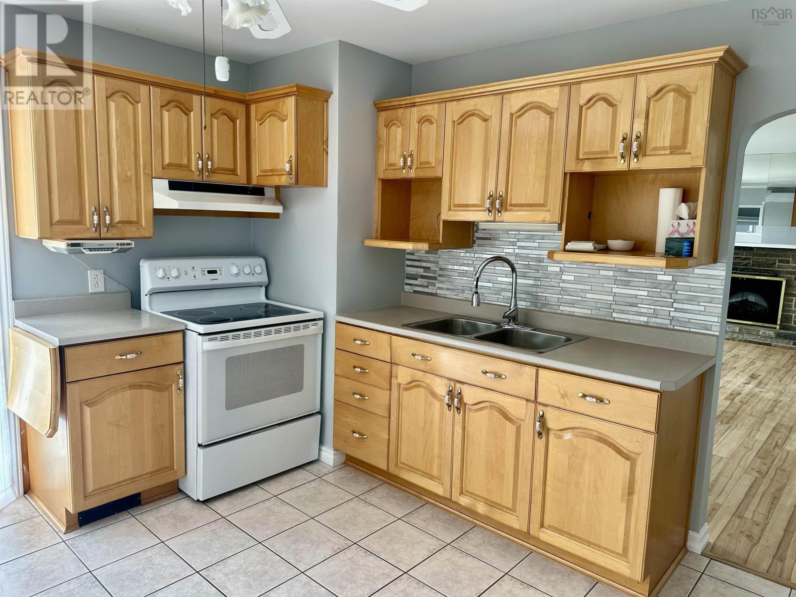 69 Kings Road, Port Hastings, Nova Scotia  B9A 1N9 - Photo 10 - 202517453