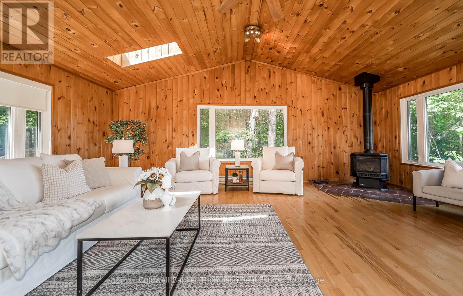 1090 Muskoka #10 Road, Huntsville, Ontario  P0B 1L0 - Photo 3 - X12278167