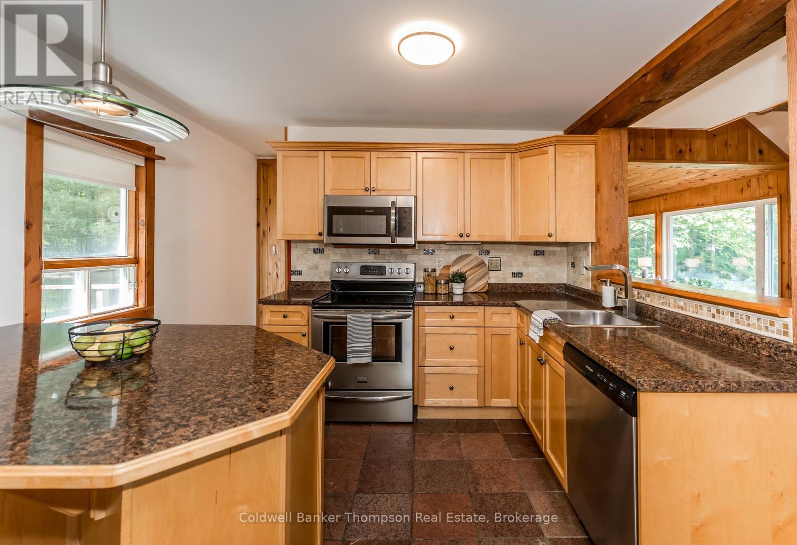 1090 Muskoka #10 Road, Huntsville, Ontario  P0B 1L0 - Photo 8 - X12278167