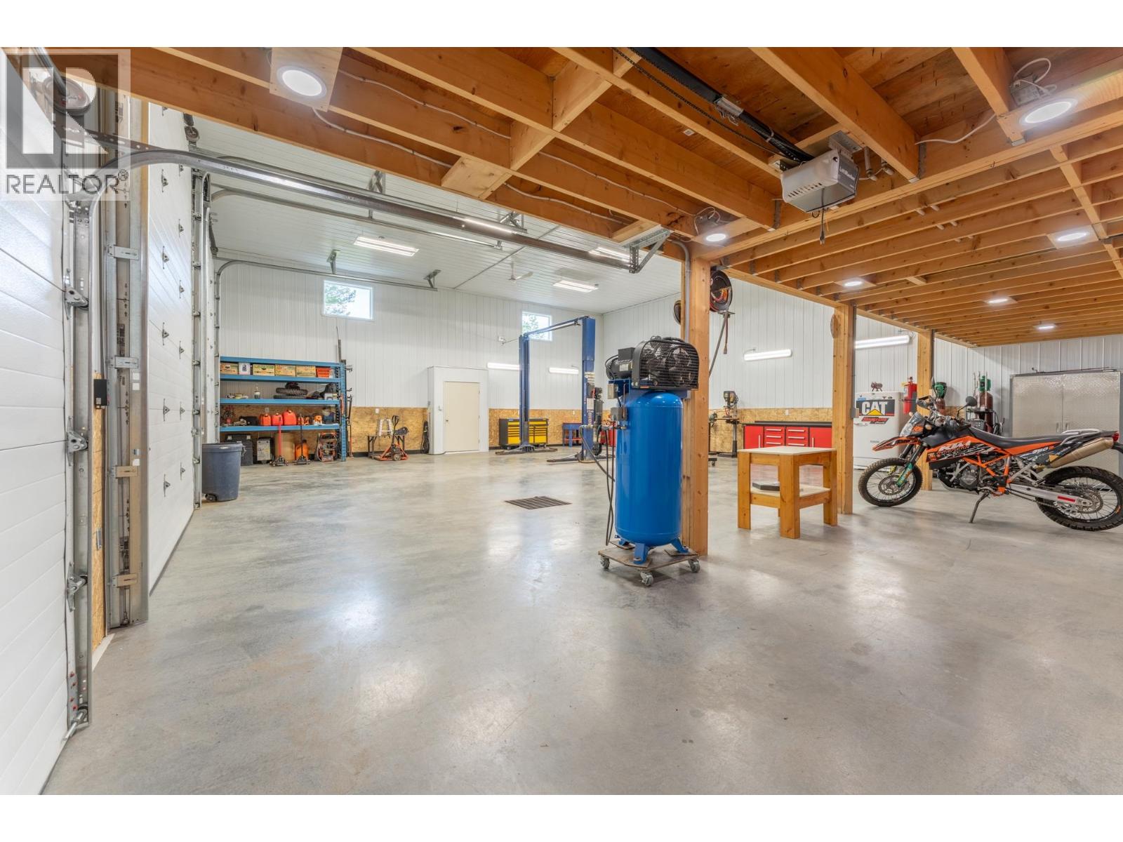 48 Ptarmigan Place, 150 Mile House, British Columbia  V0K 2G0 - Photo 27 - R3034668