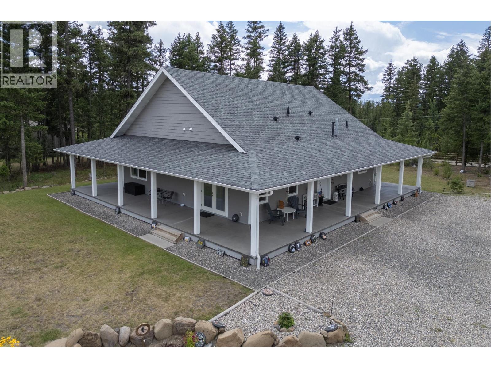 48 Ptarmigan Place, 150 Mile House, British Columbia  V0K 2G0 - Photo 3 - R3034668