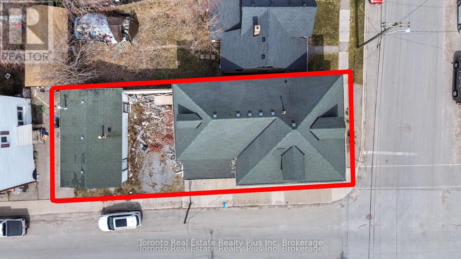 180 Fares Street, Port Colborne, Ontario  L3K 1W4 - Photo 4 - X12329844