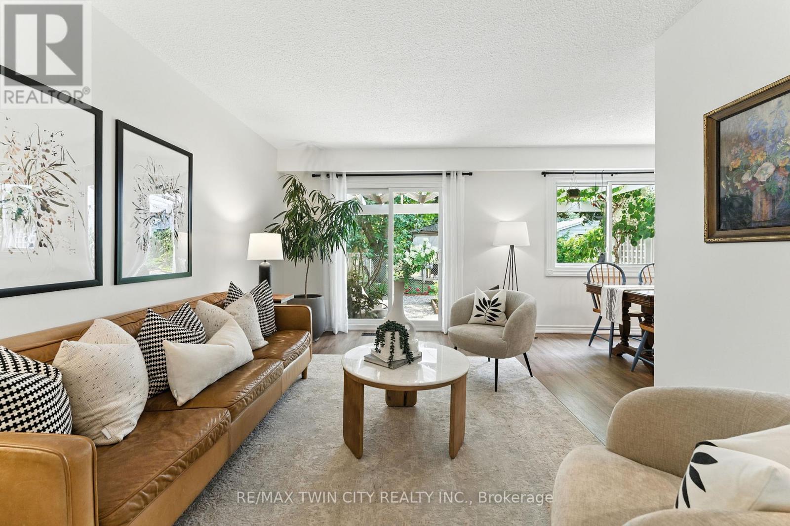 Property at 68 WESTMOUNT MEWS image 5