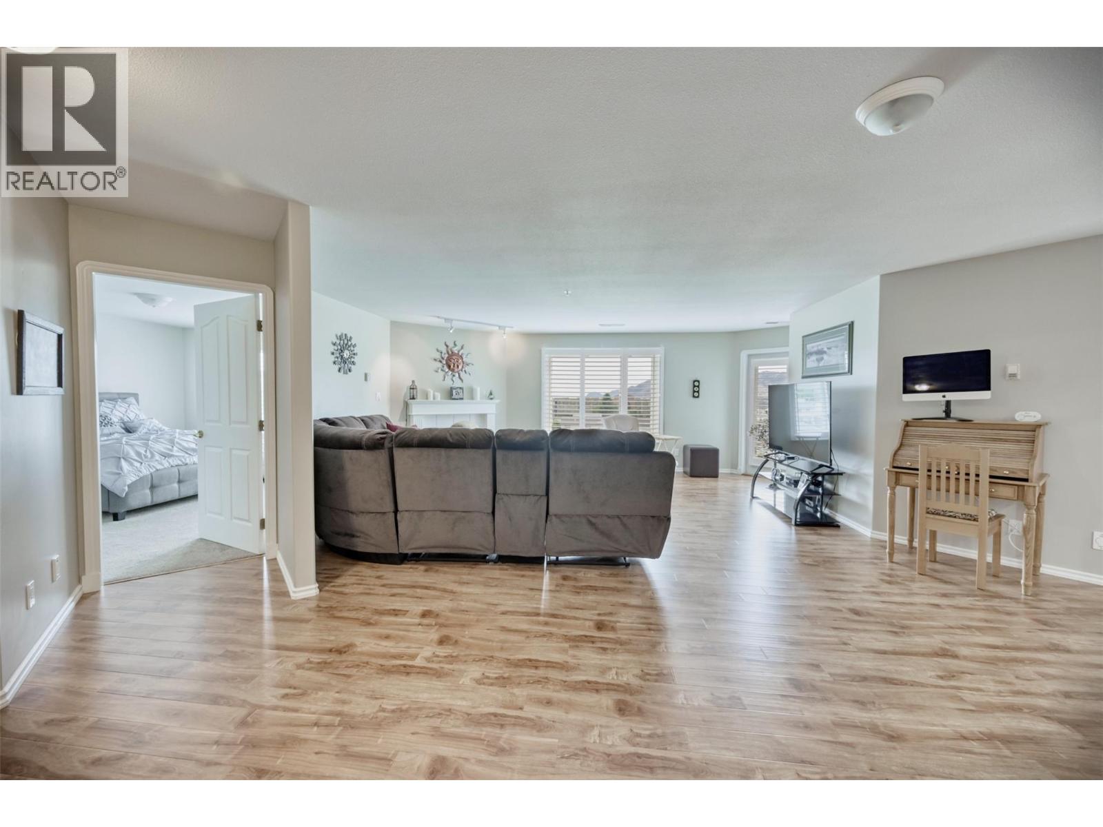 6805 Cottonwood Drive Unit# 408 Osoyoos Photo 2