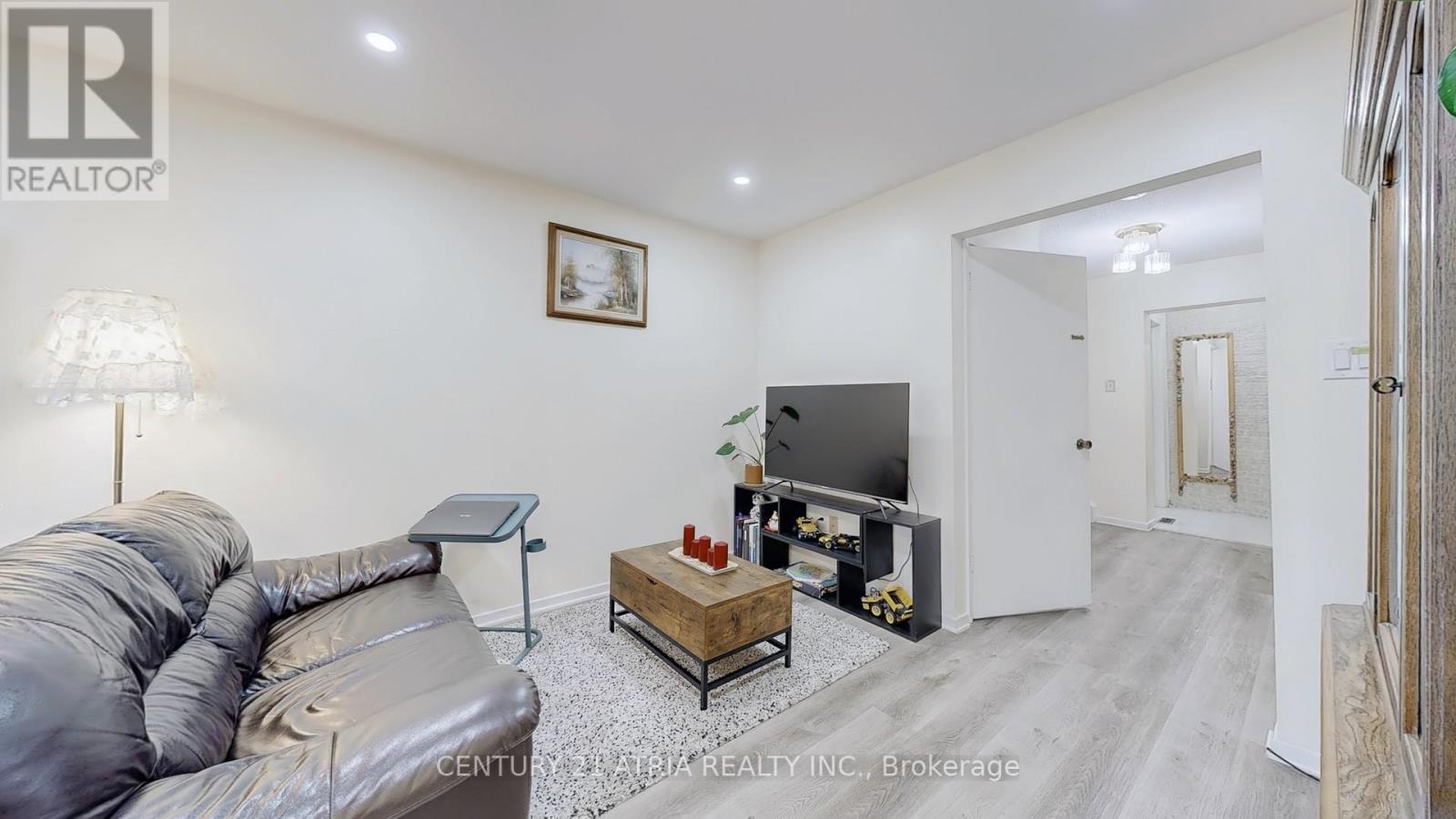 Property at 80 SPIRE HILLWAY image 5