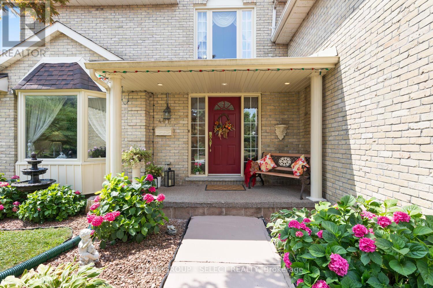 Property at 487 JEFFREYBROOK CLOSE image 1