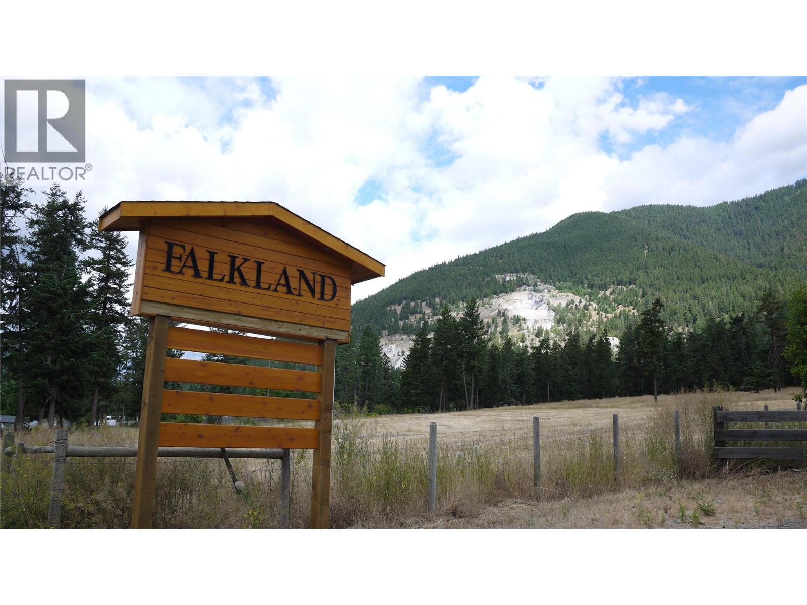 Lot A Tuktakamin Road, falkland, British Columbia