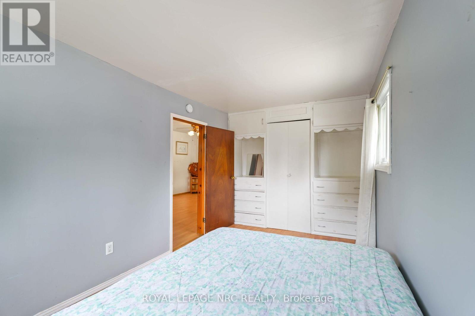 16 Cambridge Road E, Fort Erie, Ontario  L0S 1B0 - Photo 17 - X12304676