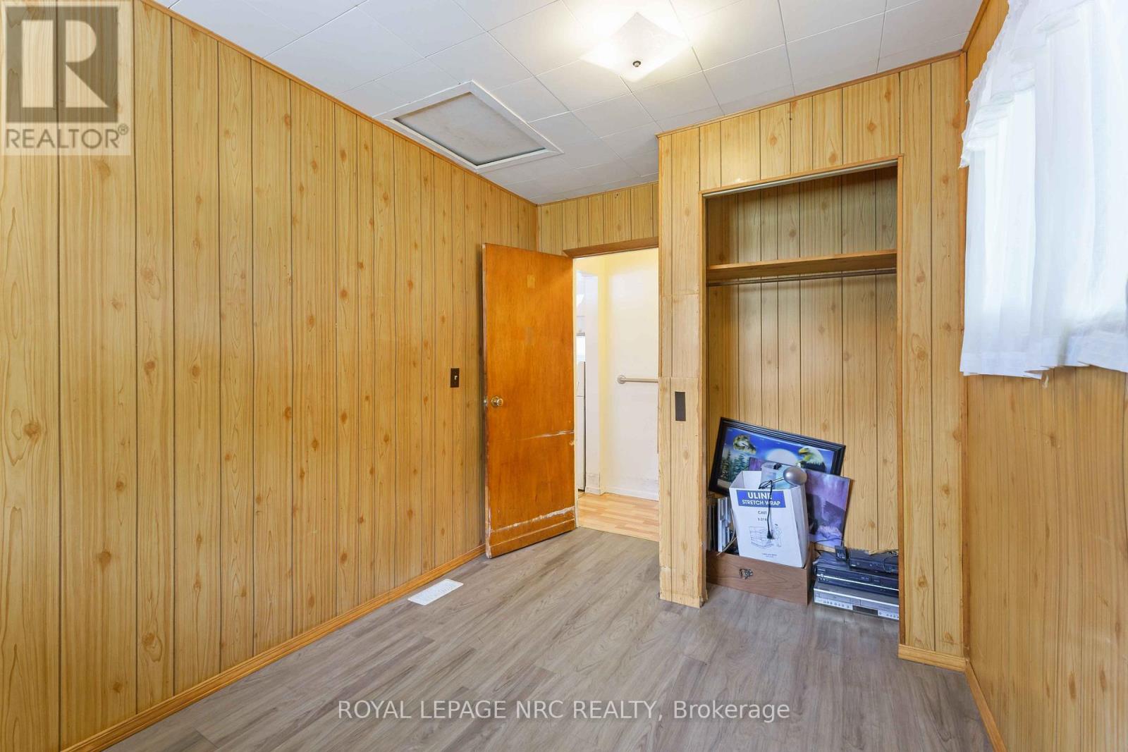 16 Cambridge Road E, Fort Erie, Ontario  L0S 1B0 - Photo 19 - X12304676
