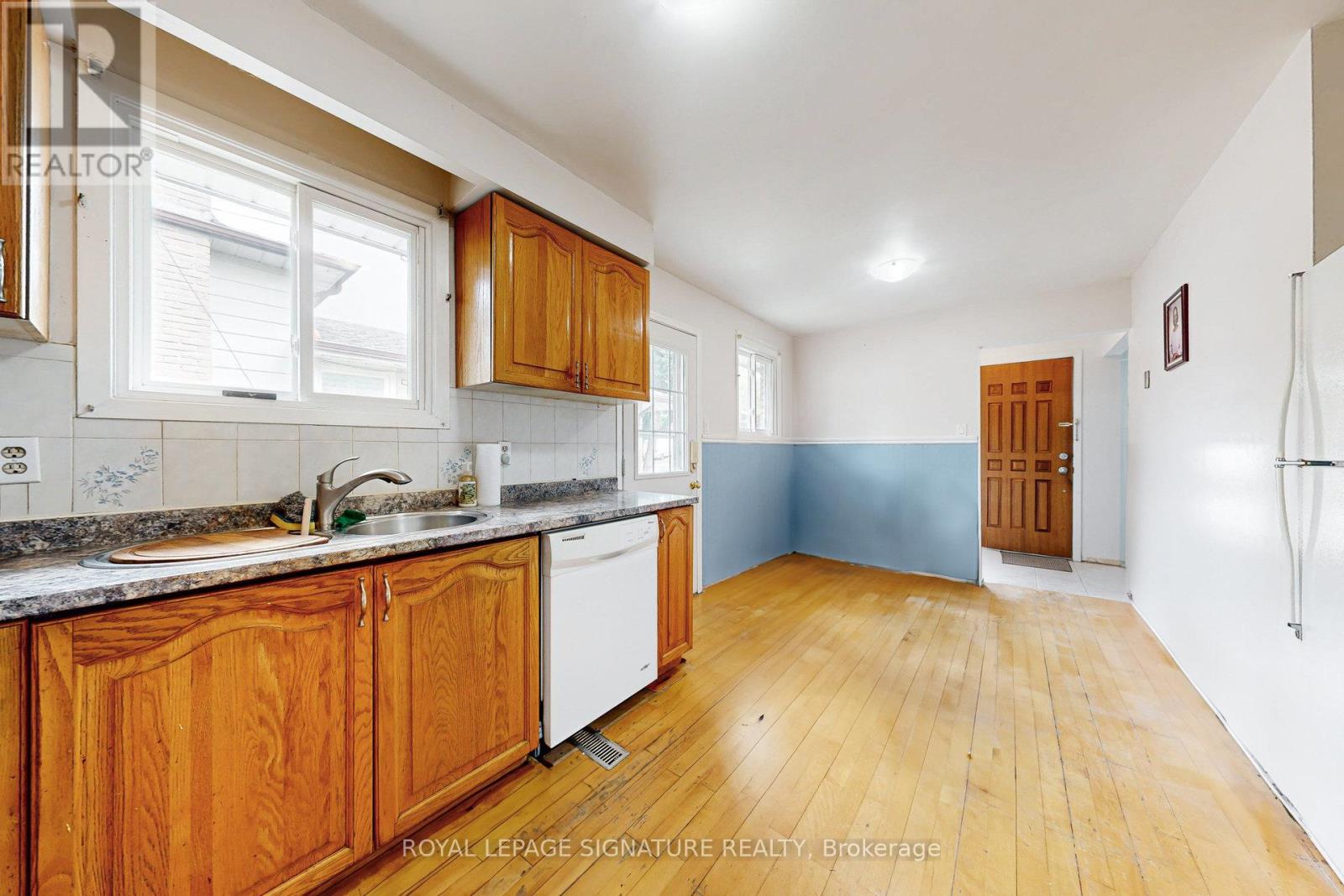 20 Sexton Crescent, Toronto, Ontario  M2H 2L5 - Photo 19 - C12324827