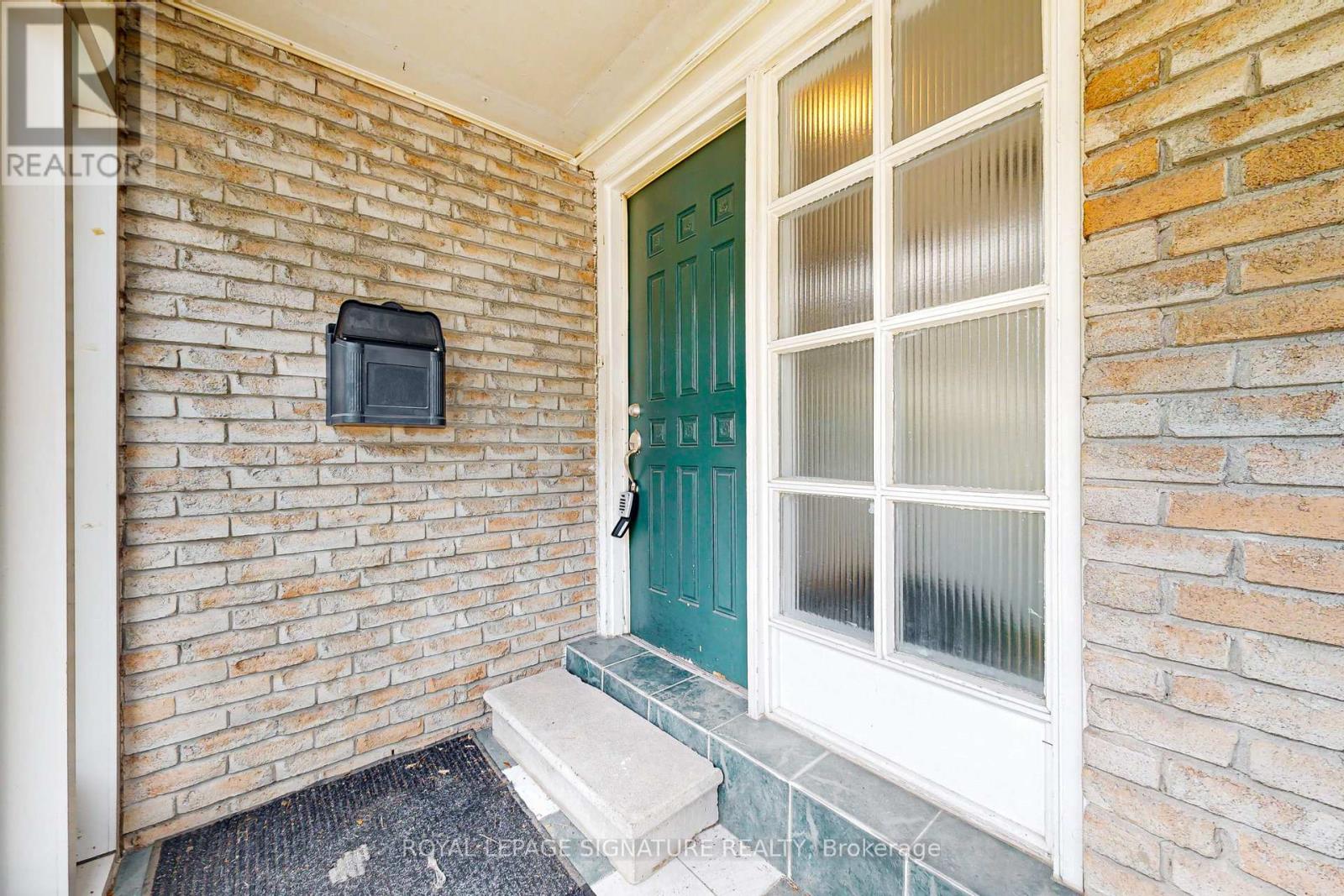 20 Sexton Crescent, Toronto, Ontario  M2H 2L5 - Photo 6 - C12324827