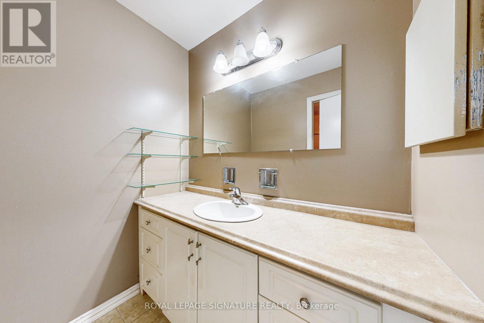 20 Sexton Crescent, Toronto, Ontario  M2H 2L5 - Photo 29 - C12324827