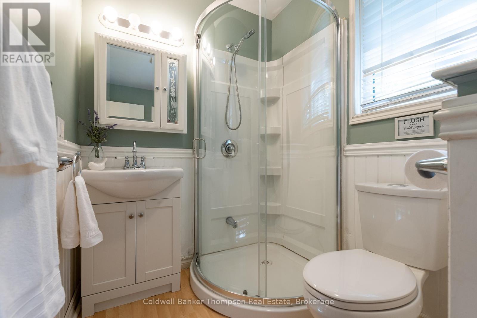 26 Helen Street, Huntsville, Ontario  P1H 1H5 - Photo 28 - X12321234