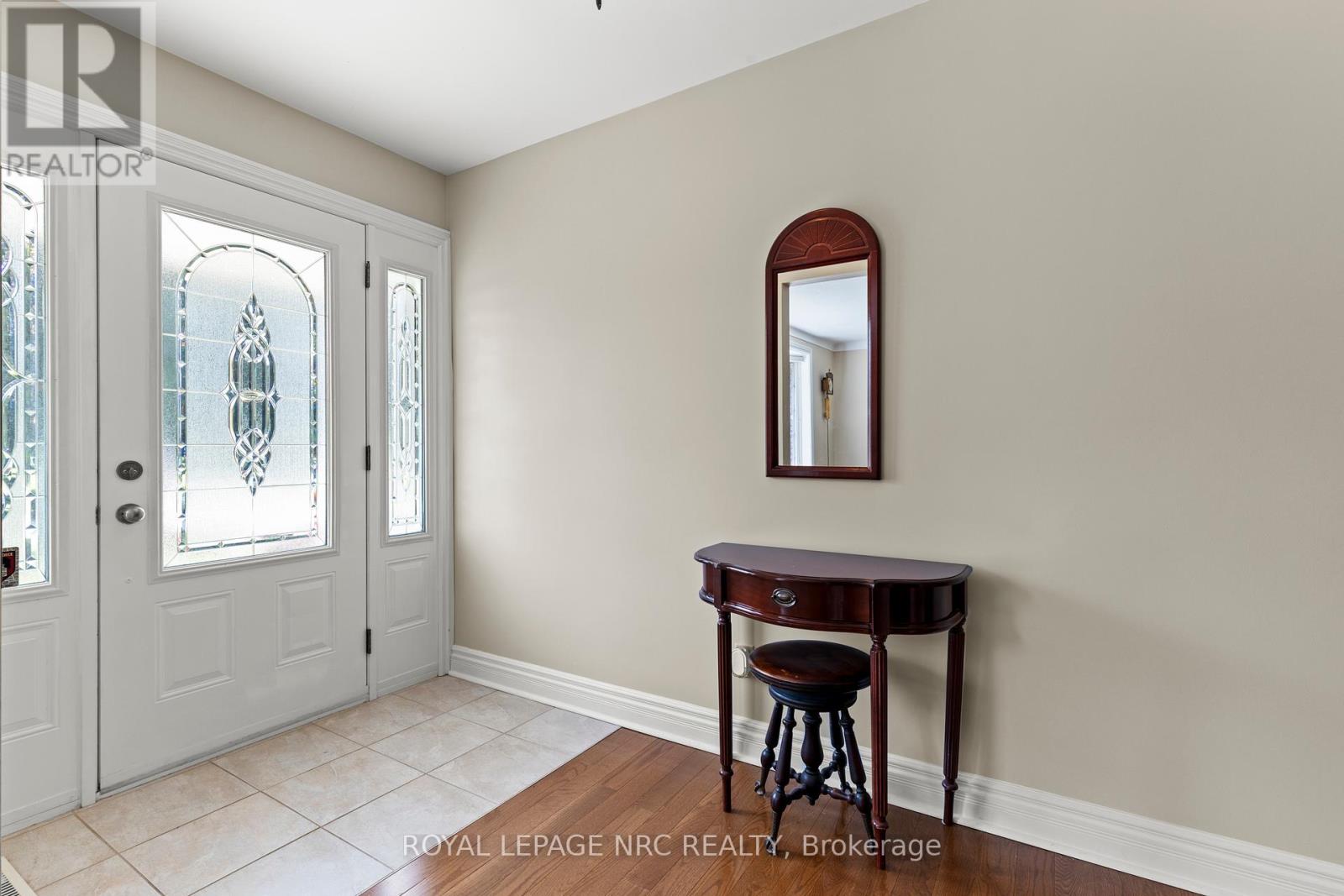 Property at 10 UPPER CANADA DRIVE image 3