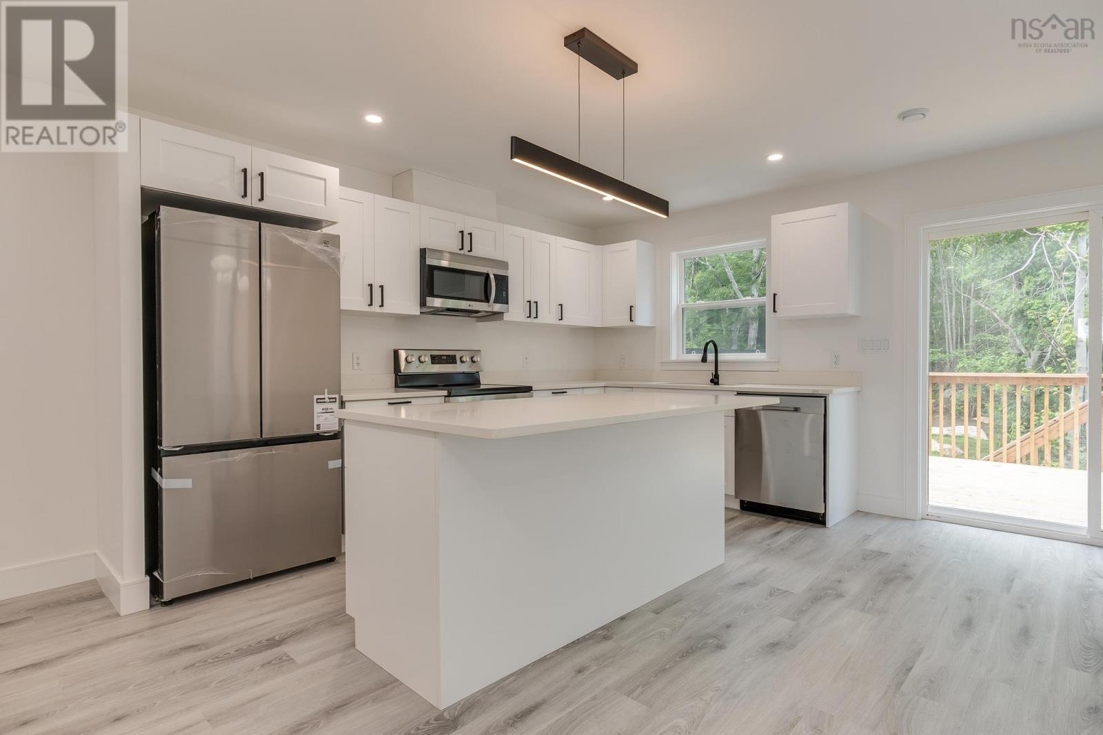 9 Layton Road, Halifax, Nova Scotia  B3P 1Z6 - Photo 8 - 202518941