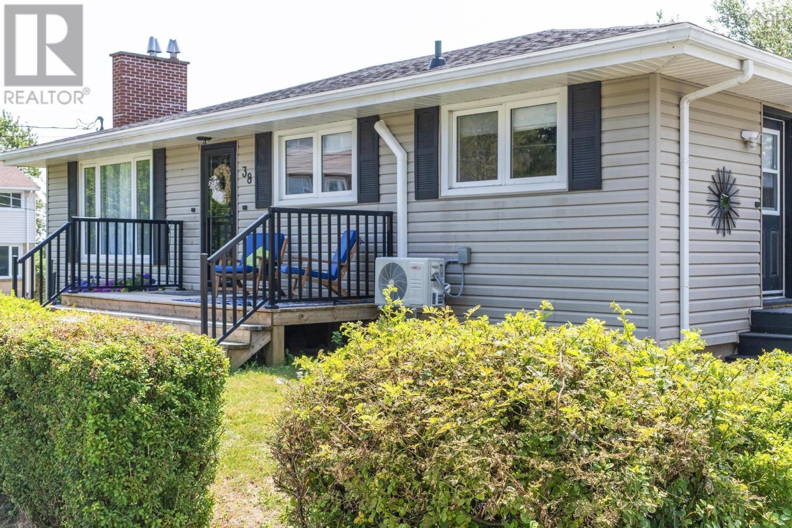 Property at 38 Lynn Drive image 5