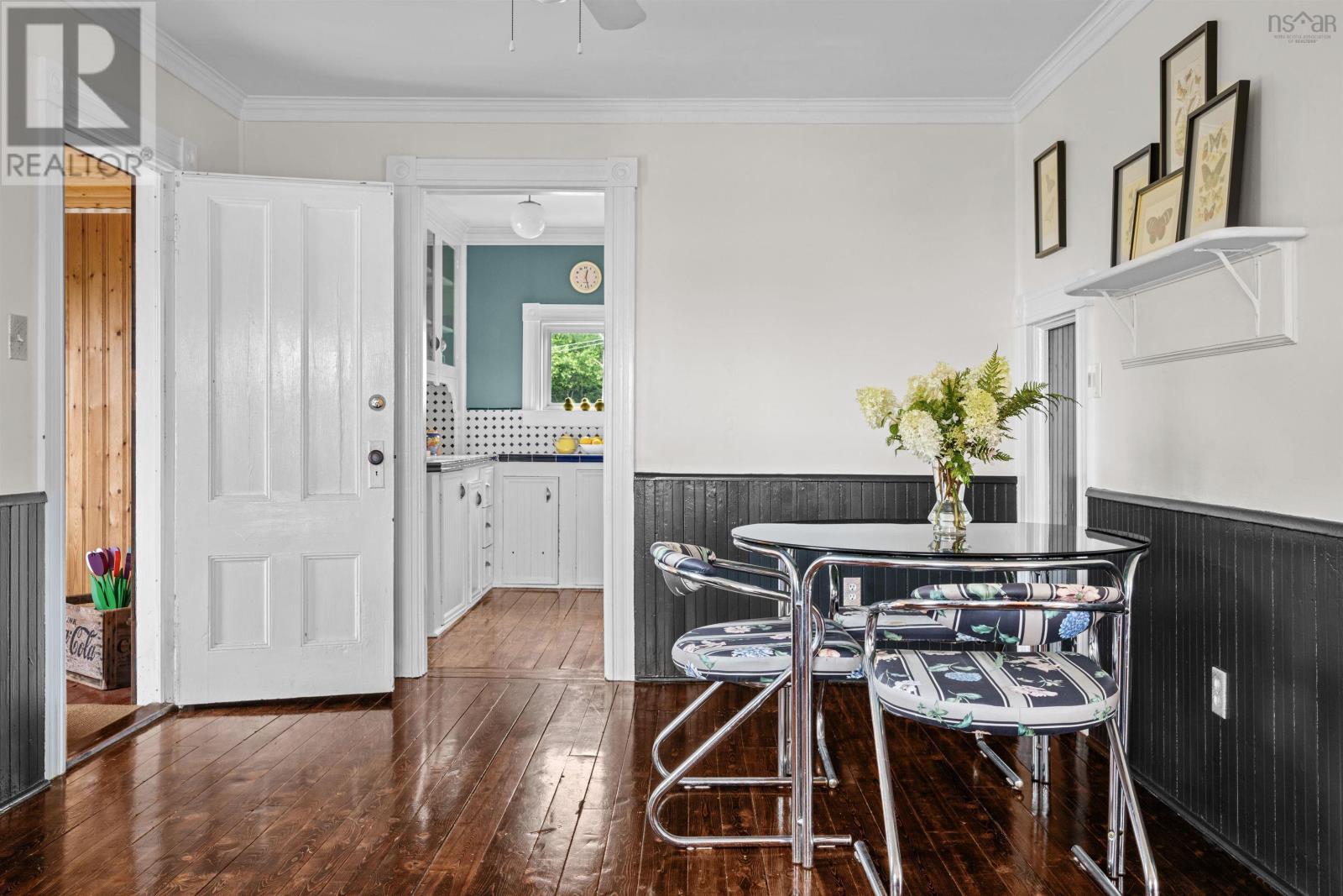 28 Wharf Road, Bush Island, Nova Scotia  B0R 1C0 - Photo 7 - 202519761