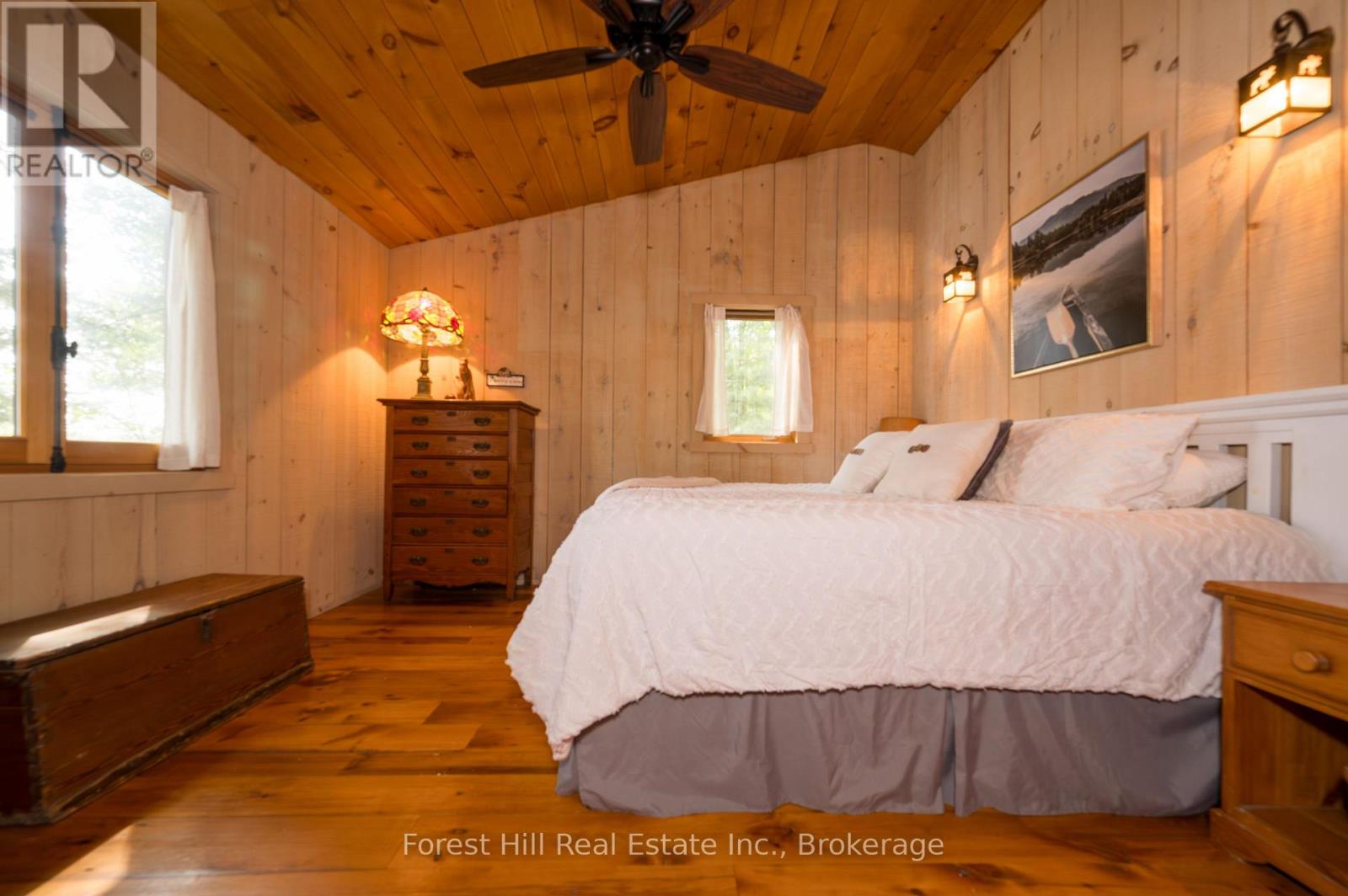 1224 Moot Lake Road S, Lake Of Bays, Ontario  P0B 0A3 - Photo 25 - X12330135