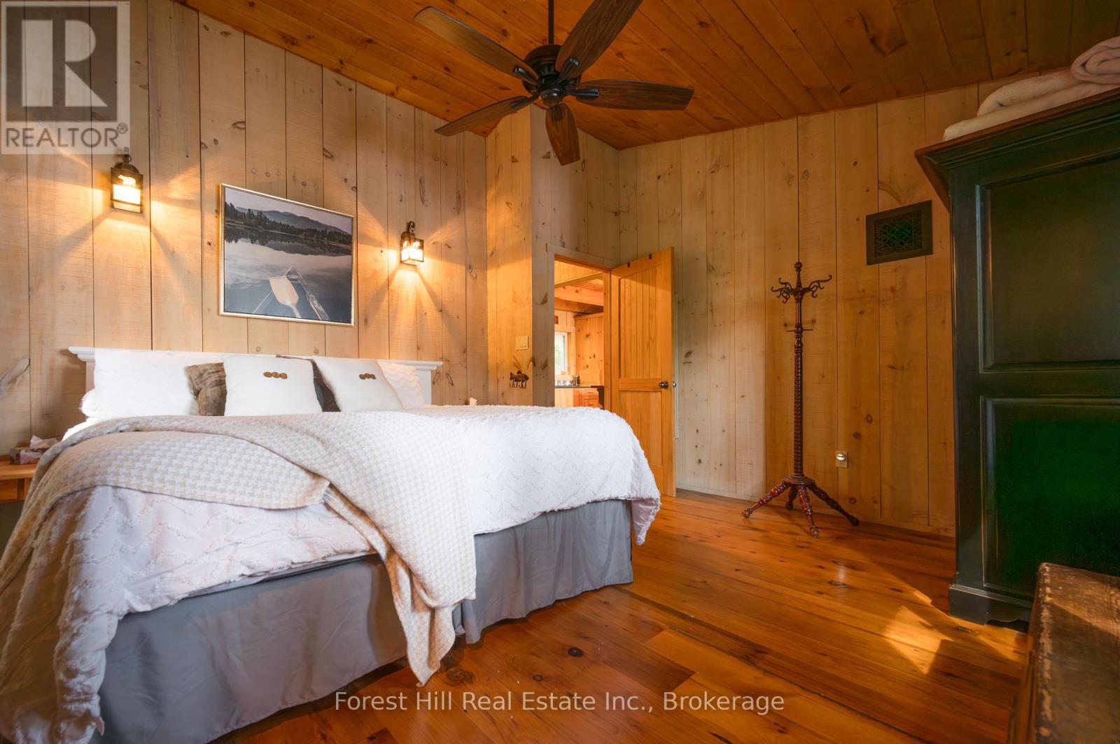 1224 Moot Lake Road S, Lake Of Bays, Ontario  P0B 0A3 - Photo 29 - X12330135