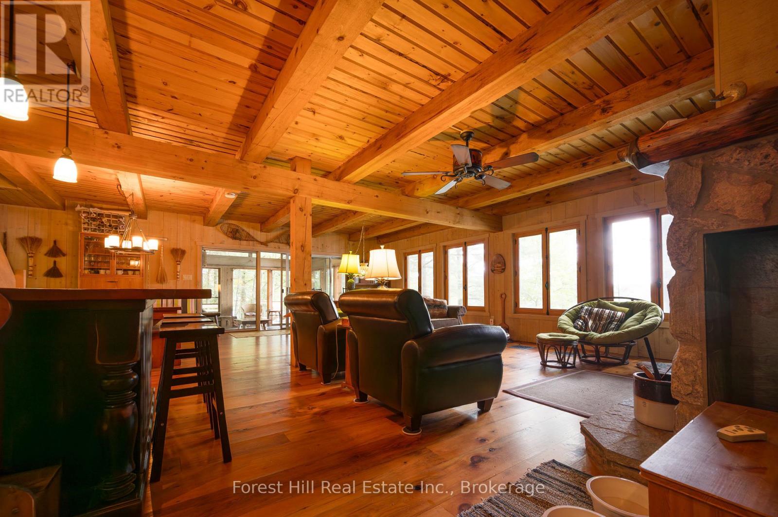 1224 Moot Lake Road S, Lake Of Bays, Ontario  P0B 0A3 - Photo 31 - X12330135