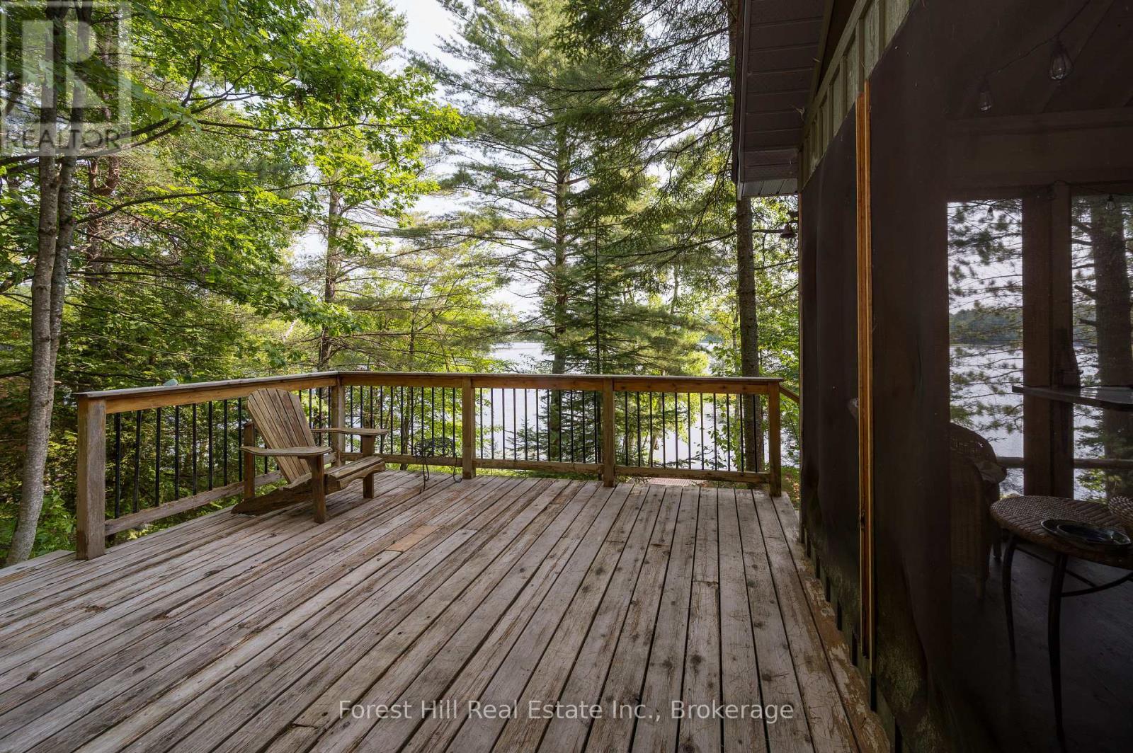 1224 Moot Lake Road S, Lake Of Bays, Ontario  P0B 0A3 - Photo 39 - X12330135