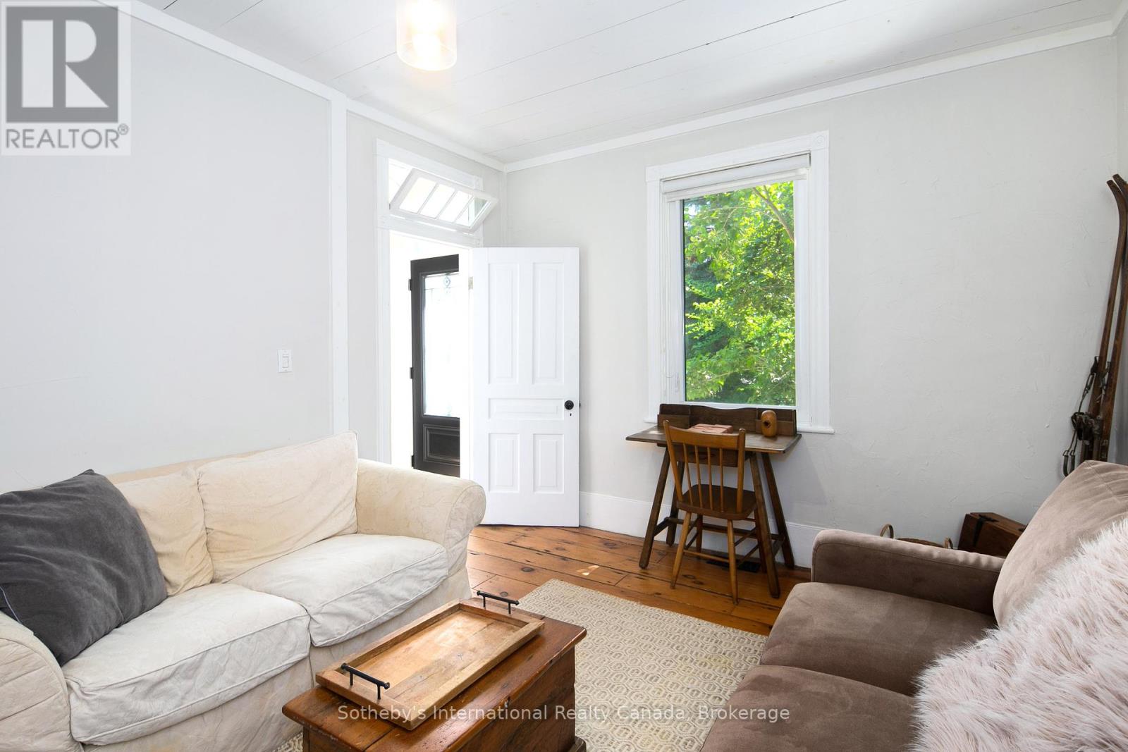 119 Matilda Street, Blue Mountains, Ontario  N0H 1J0 - Photo 16 - X12330267