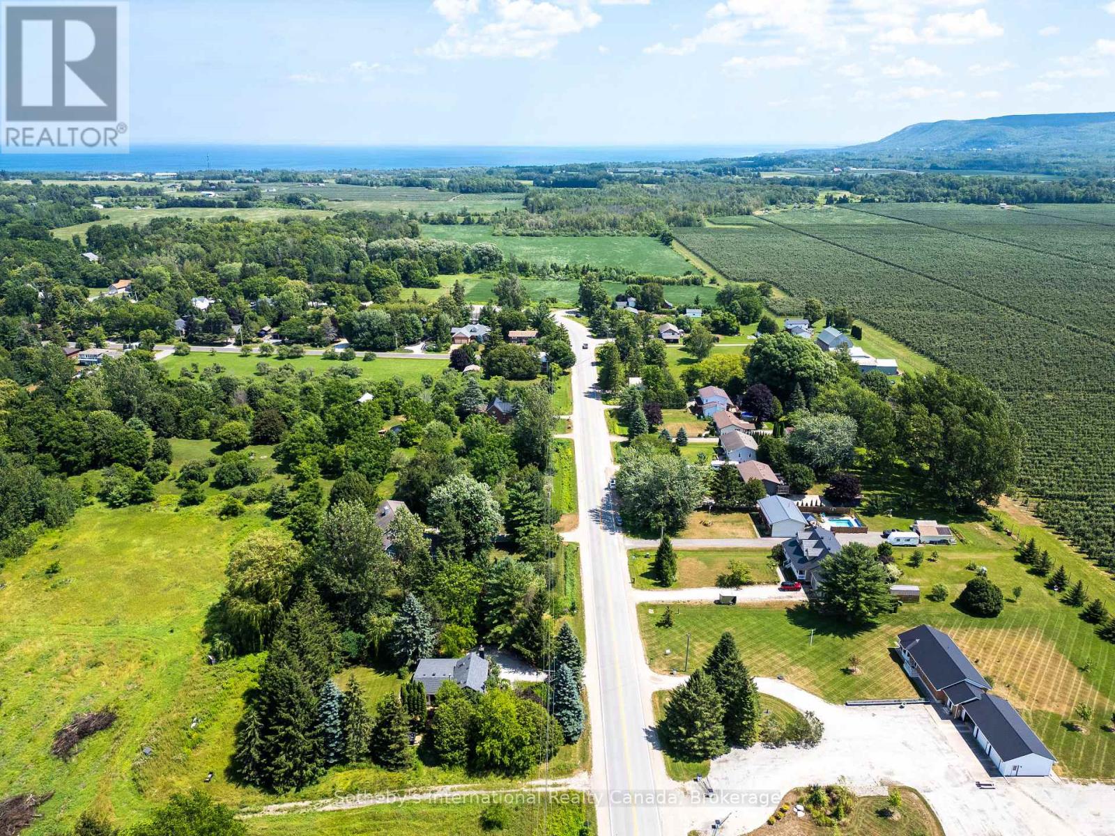 119 Matilda Street, Blue Mountains, Ontario  N0H 1J0 - Photo 49 - X12330267