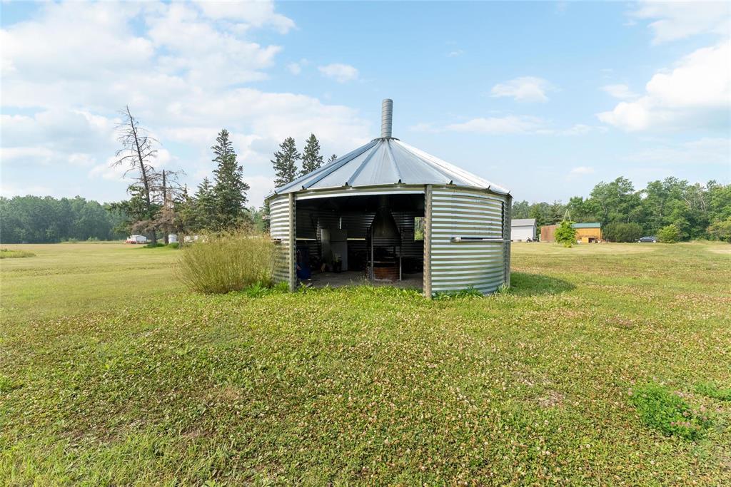 98083 39e Road, Beaconia, Manitoba  R0E 0B0 - Photo 27 - 202517242