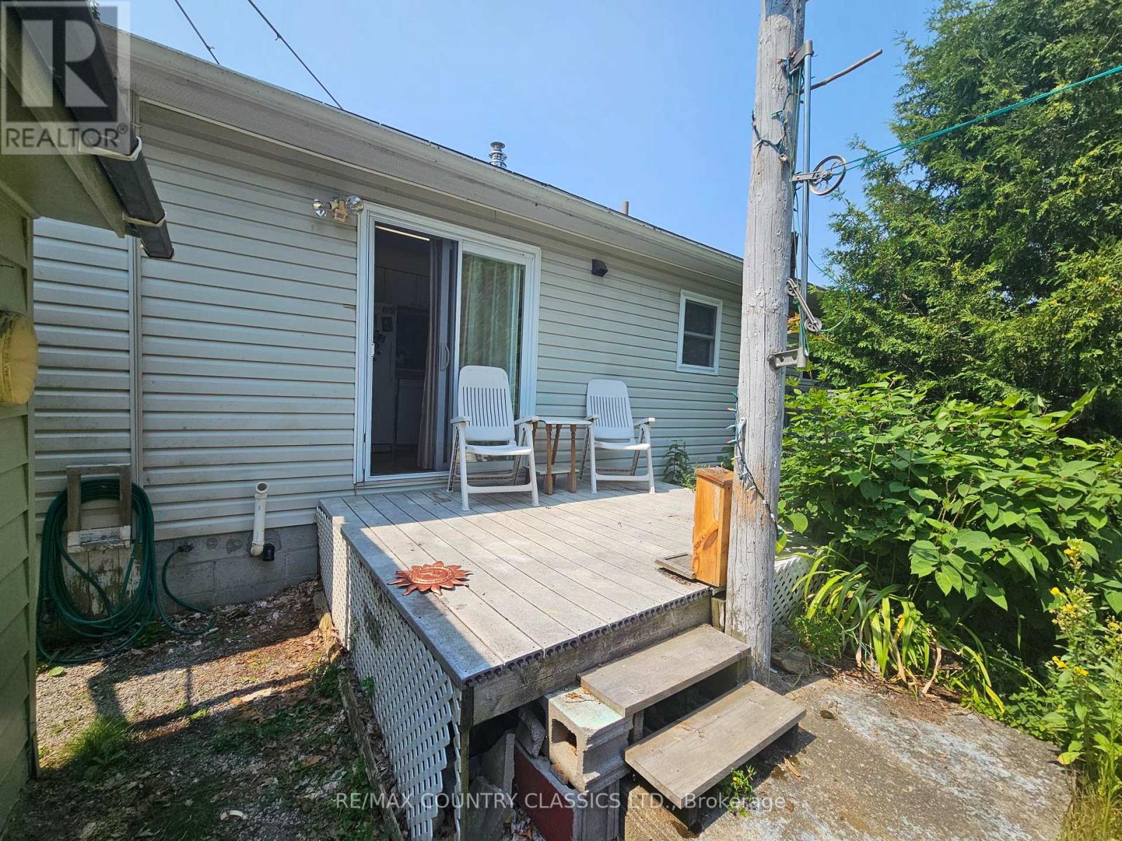 39 Lake Street, South Algonquin, Ontario  K0J 2M0 - Photo 27 - X12330289