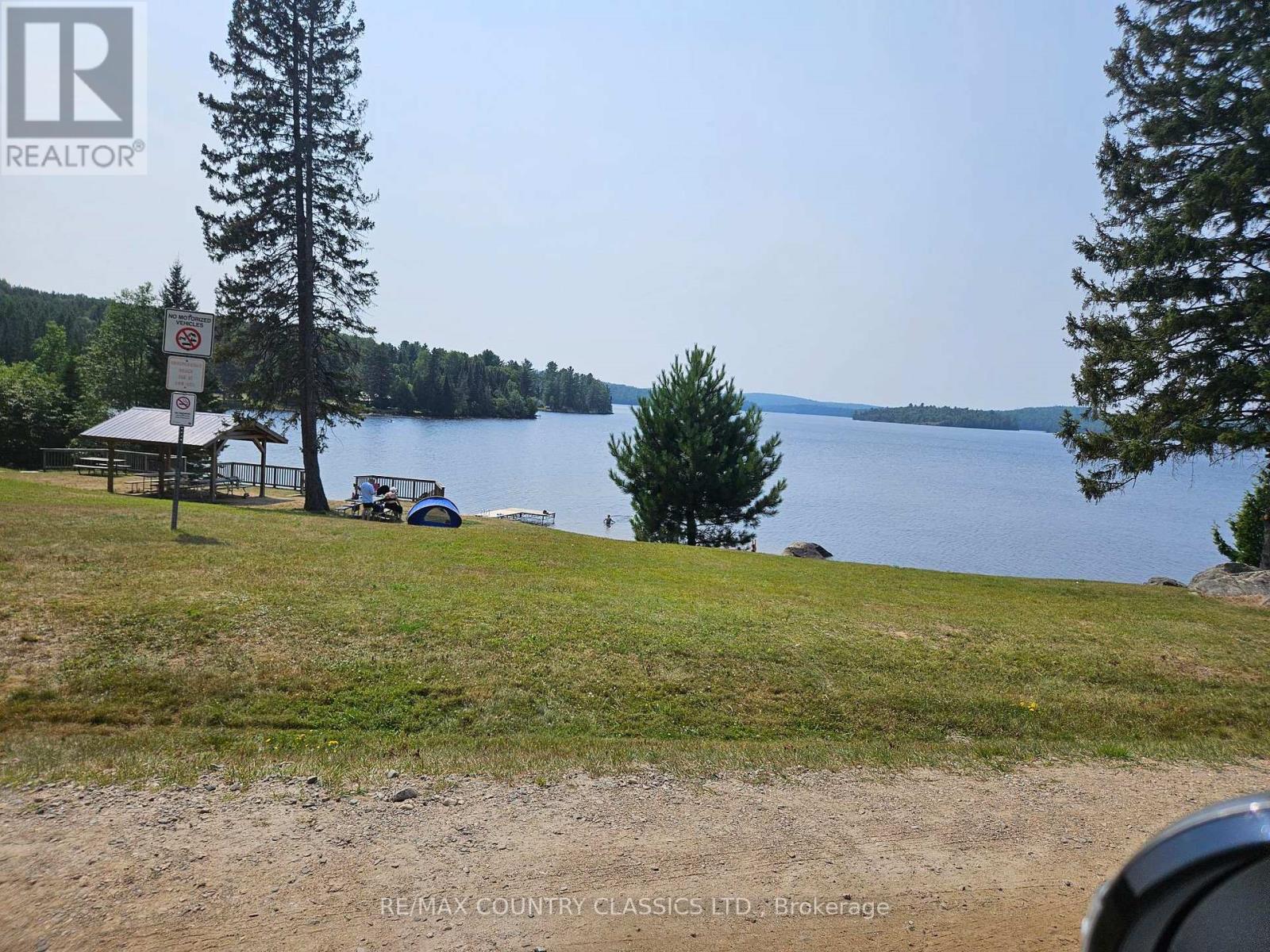 39 Lake Street, South Algonquin, Ontario  K0J 2M0 - Photo 36 - X12330289