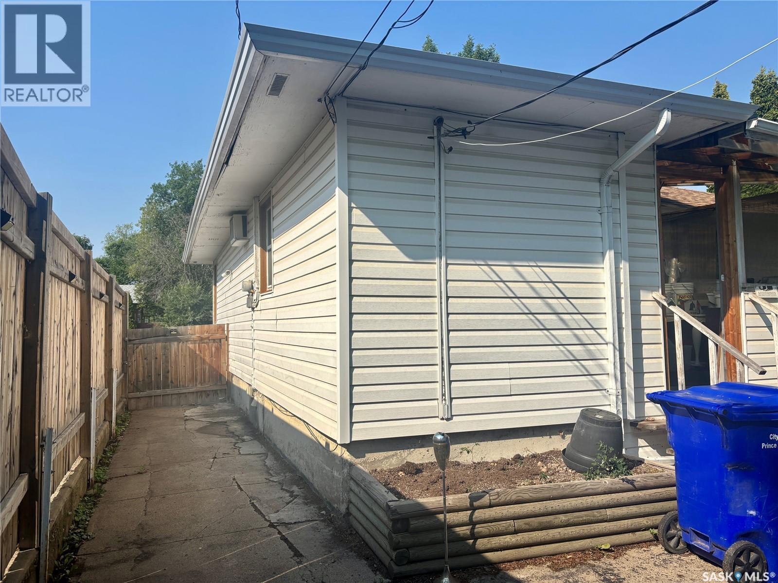 71 22nd Street E, Prince Albert, Saskatchewan  S6V 1M8 - Photo 25 - SK014934