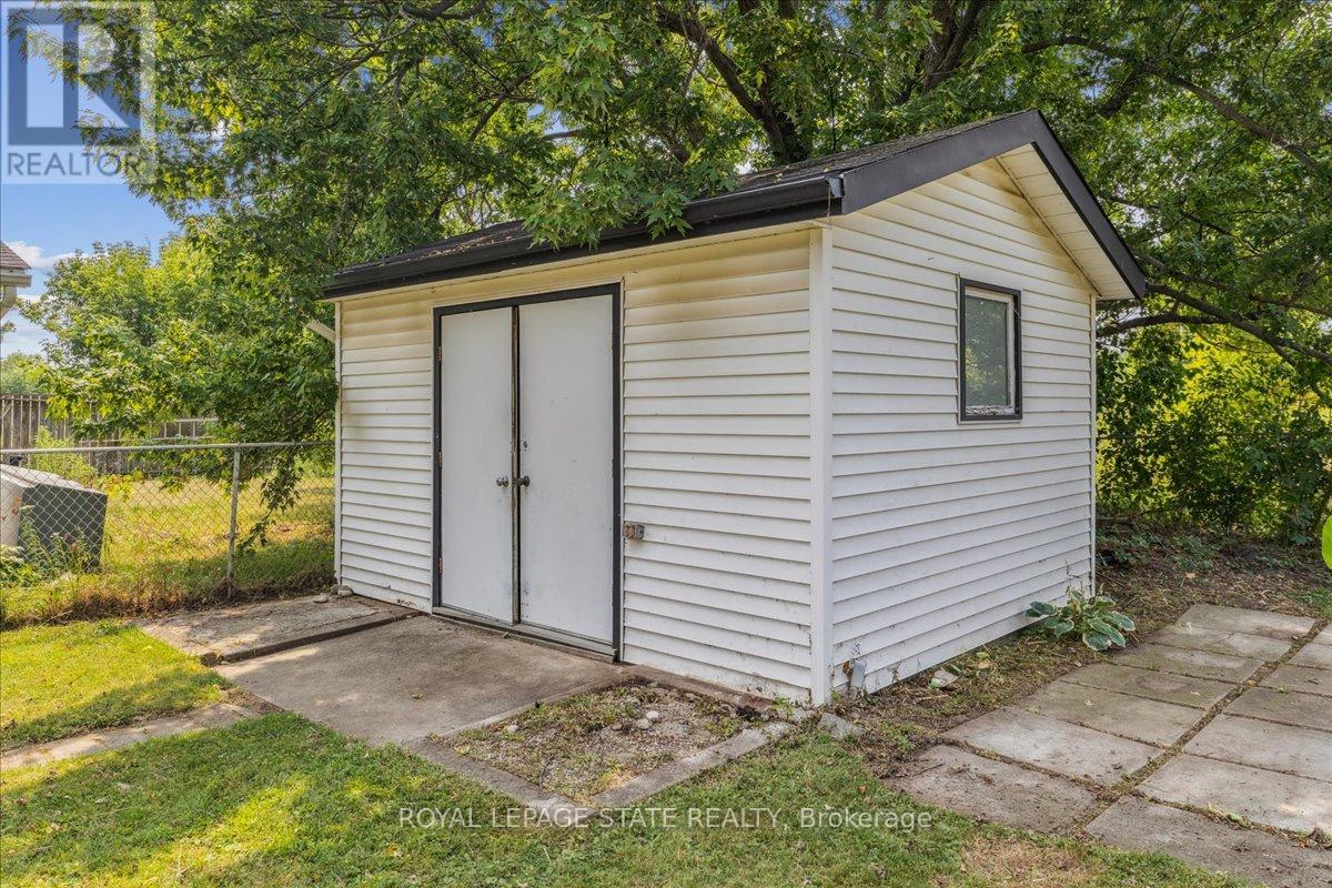 1591 Merrittville Highway, Thorold, Ontario  L3B 5N5 - Photo 25 - X12330094