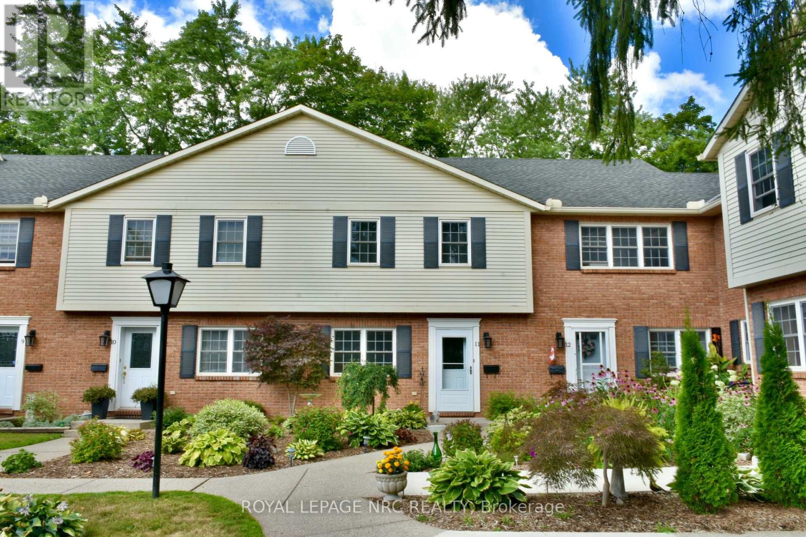 Property at 11 - 159 CANBORO ROAD image 1
