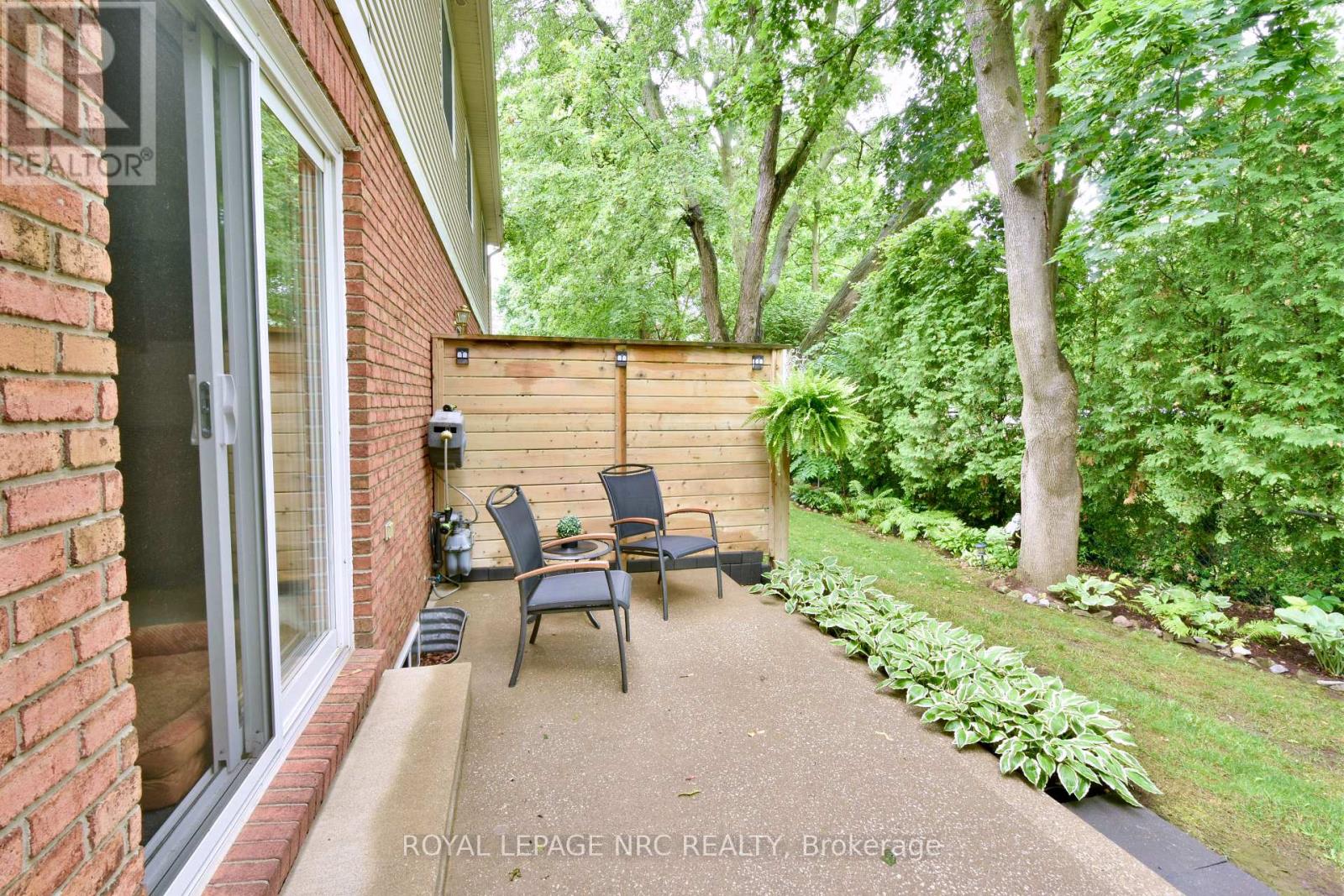 11 - 159 Canboro Road, Pelham, Ontario  L0S 1E5 - Photo 34 - X12279243