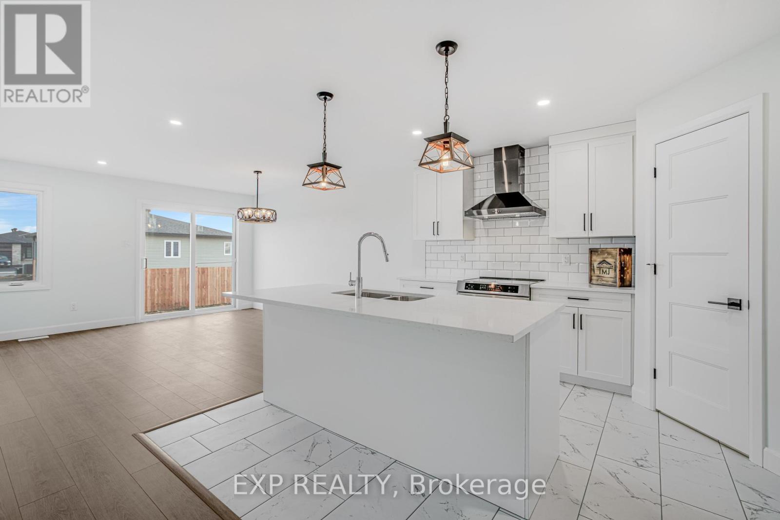 118 Lorie Street, The Nation, Ontario  K0A 2M0 - Photo 4 - X12322307