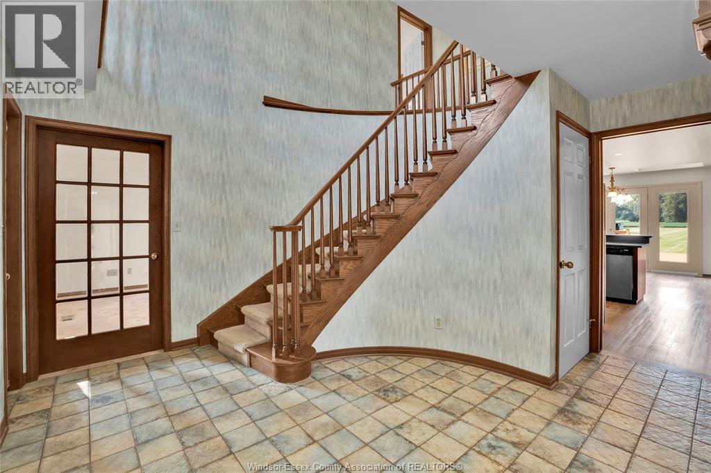 Property at 2810 BOUFFARD image 3