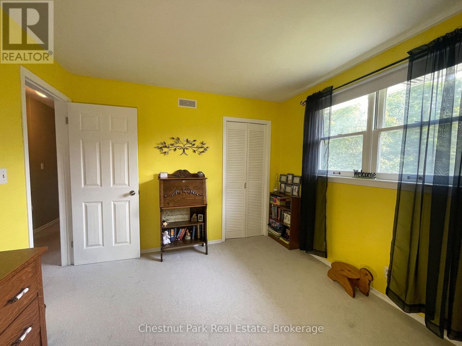 319 Gould Street, South Bruce Peninsula, Ontario  N0H 2T0 - Photo 12 - X12327574