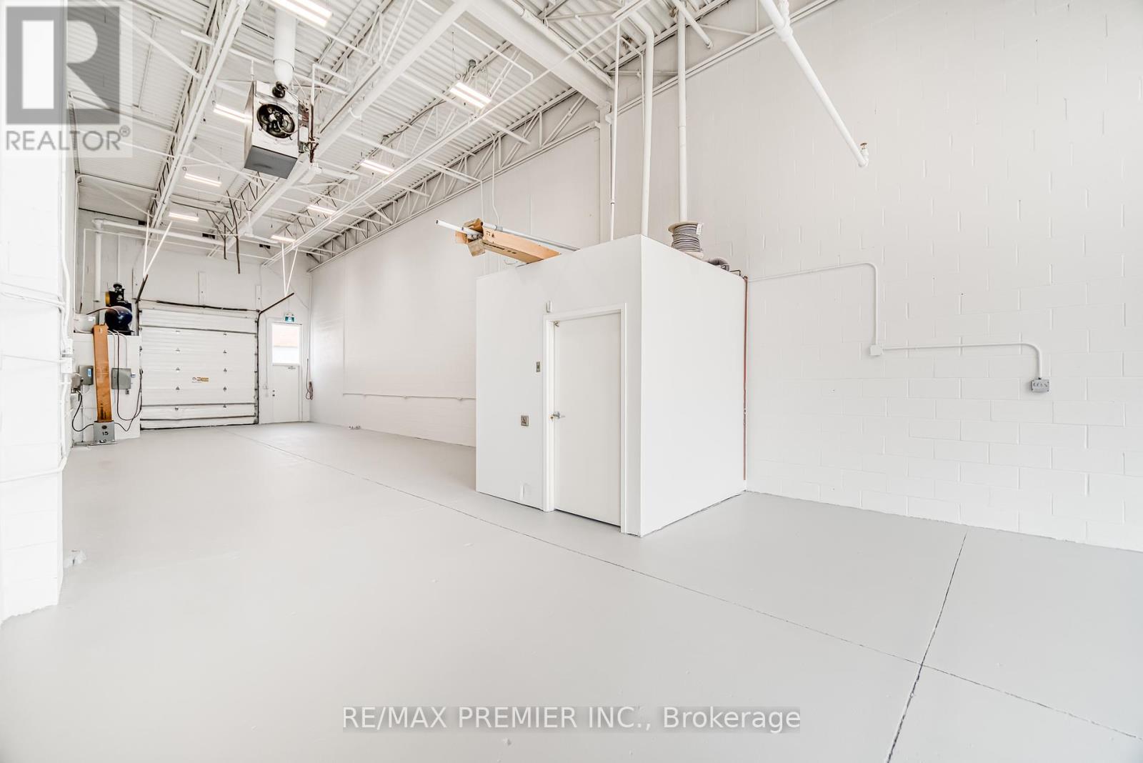 1 - 136 Winges Road, Vaughan (Pine Valley Business Park), Ontario  L4L 6C4 - Photo 28 - N12211933