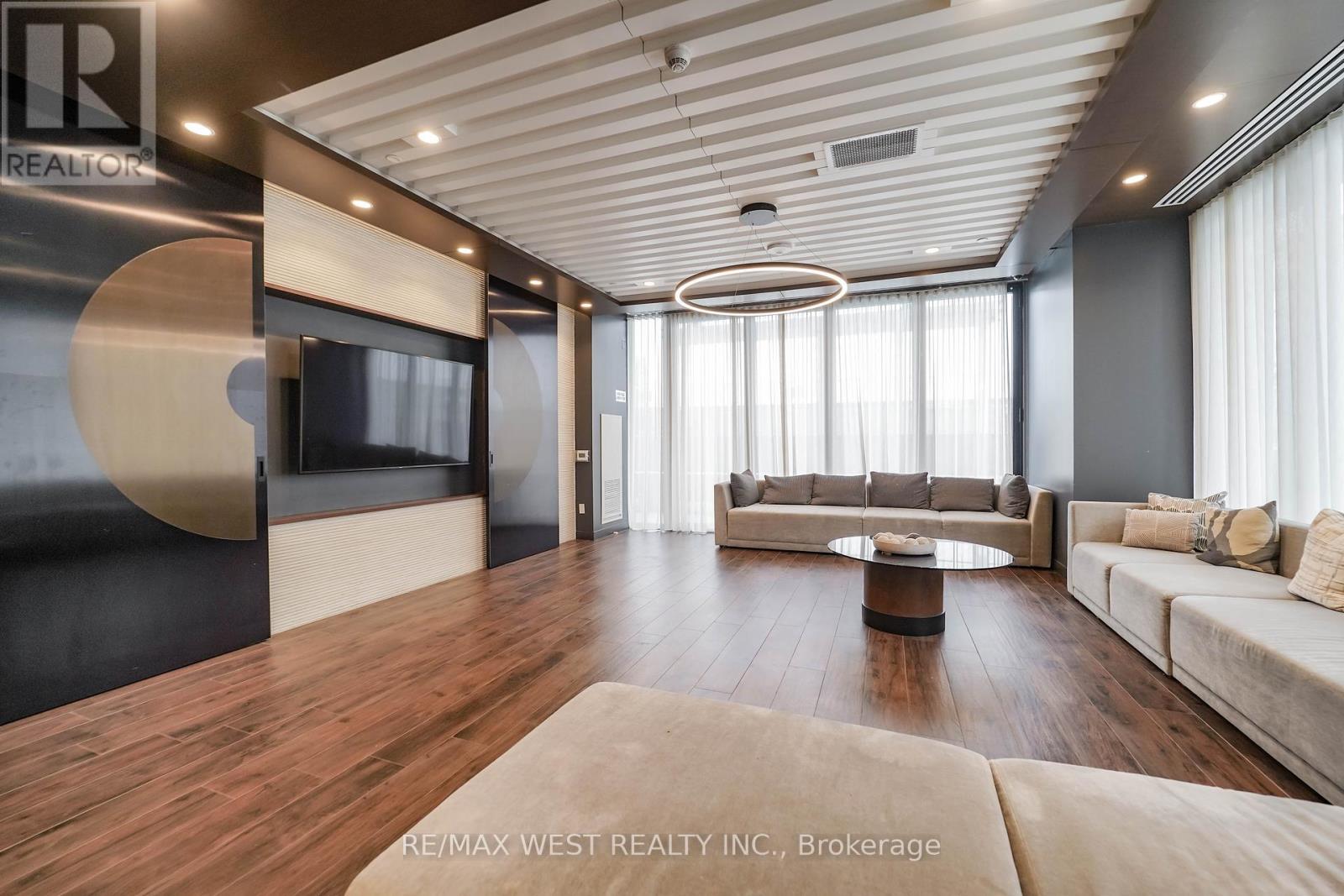 2705 - 70 Annie Craig Drive, Toronto, Ontario  M8V 0G2 - Photo 14 - W12259813
