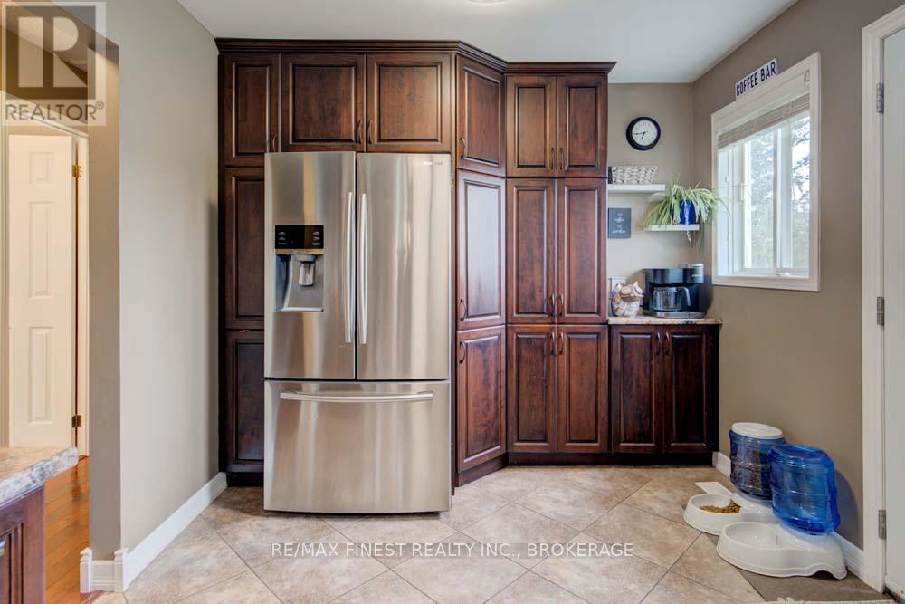 1 Heritage Drive, Loyalist, Ontario  K0H 1G0 - Photo 11 - X12330377
