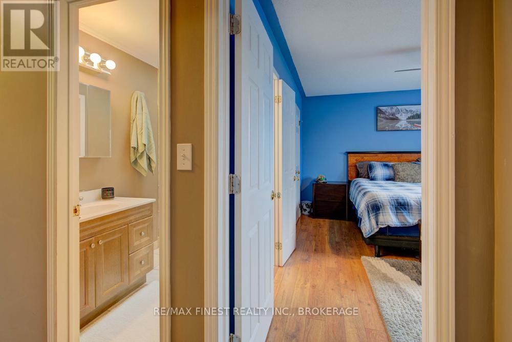 1 Heritage Drive, Loyalist, Ontario  K0H 1G0 - Photo 15 - X12330377