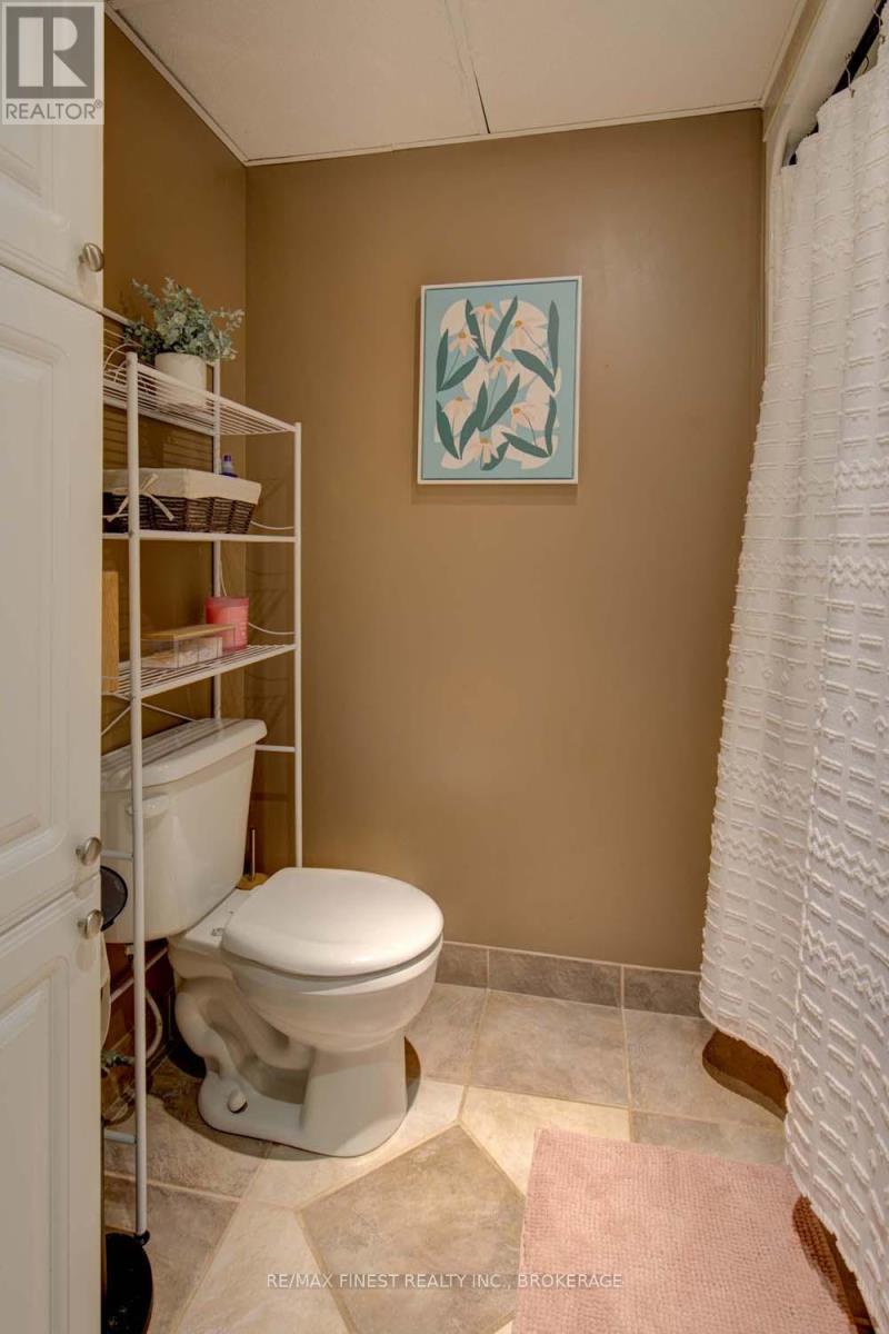 1 Heritage Drive, Loyalist, Ontario  K0H 1G0 - Photo 28 - X12330377