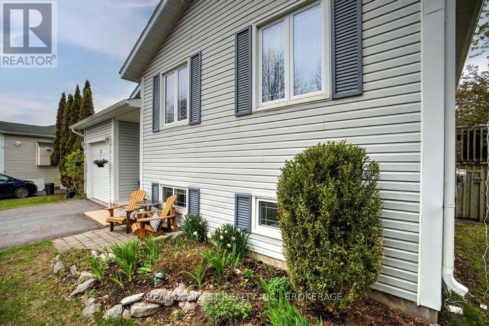 1 Heritage Drive, Loyalist, Ontario  K0H 1G0 - Photo 40 - X12330377