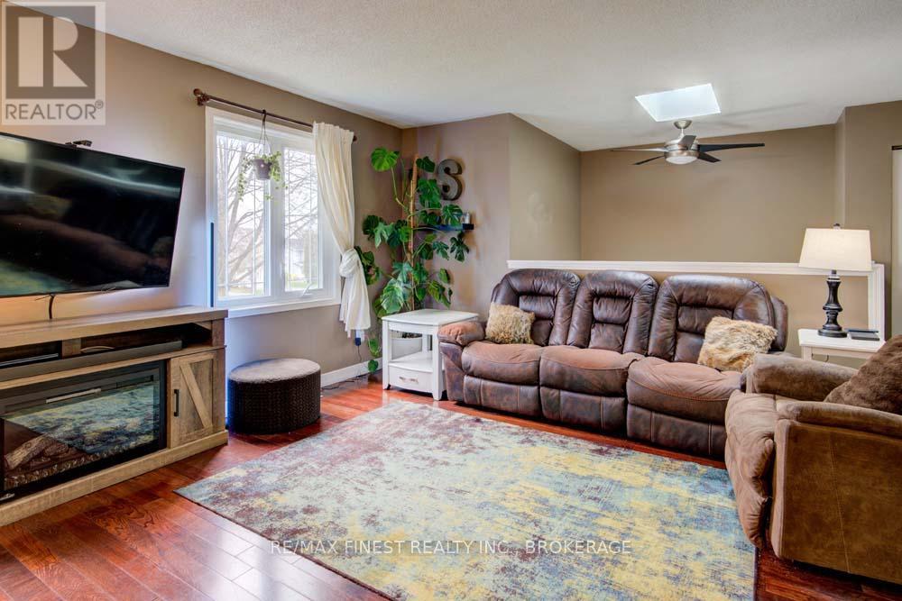 1 Heritage Drive, Loyalist, Ontario  K0H 1G0 - Photo 6 - X12330377