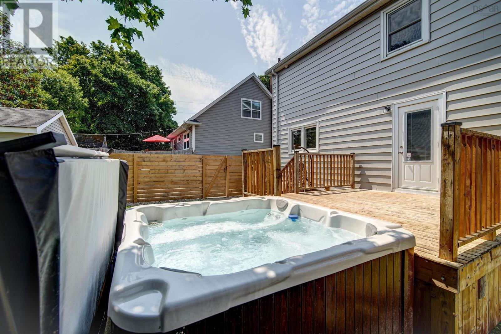 3285 Samuel Walker Drive, Halifax, Nova Scotia  B3L 4A8 - Photo 43 - 202519239