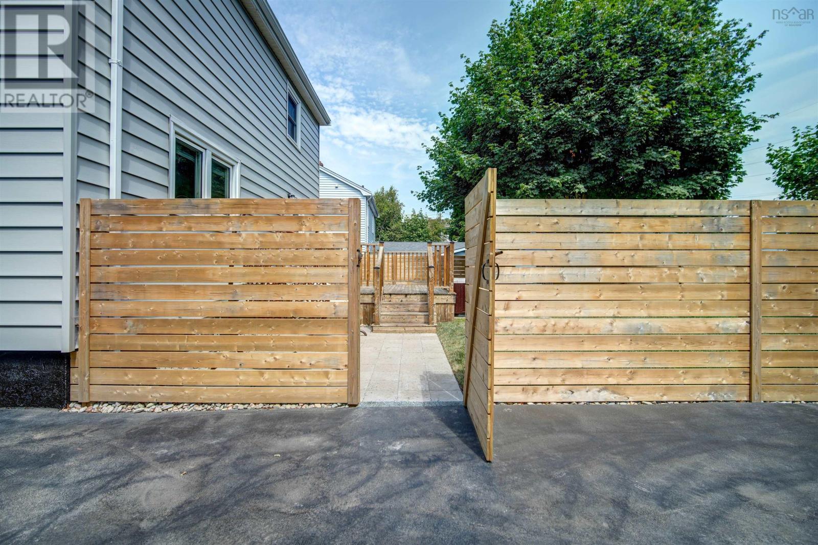 3285 Samuel Walker Drive, Halifax, Nova Scotia  B3L 4A8 - Photo 32 - 202519239