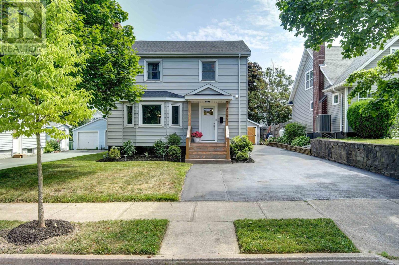 3285 Samuel Walker Drive, Halifax, Nova Scotia  B3L 4A8 - Photo 4 - 202519239