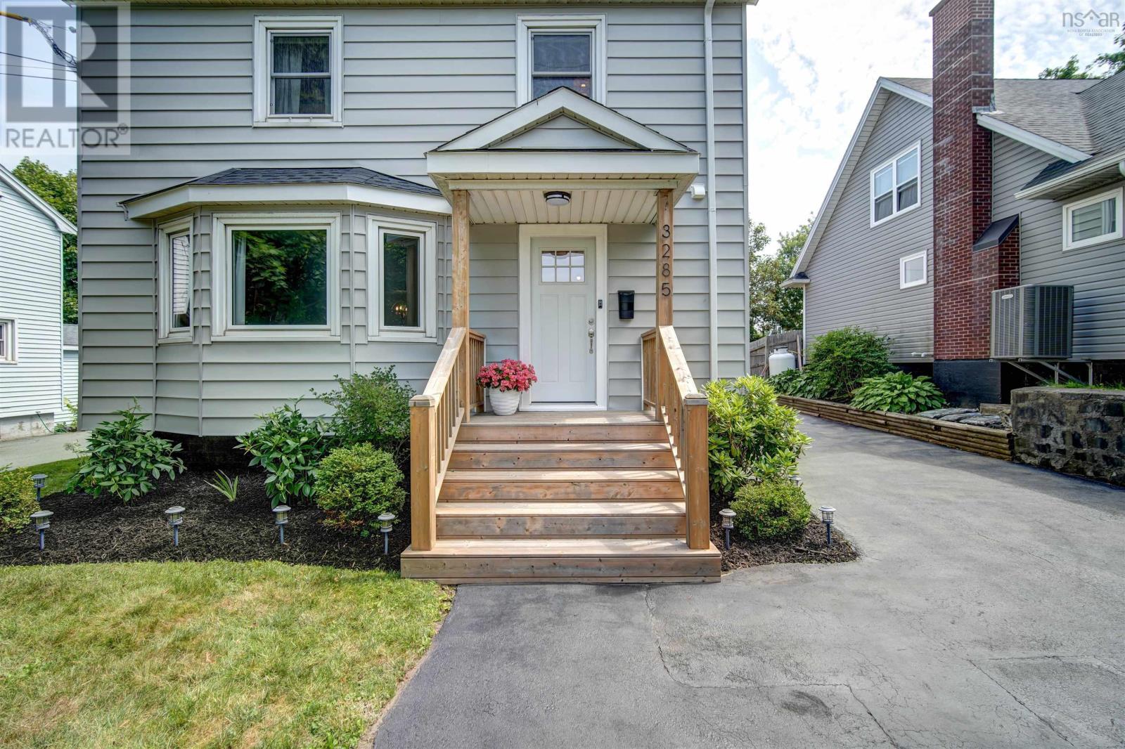 3285 Samuel Walker Drive, Halifax, Nova Scotia  B3L 4A8 - Photo 5 - 202519239